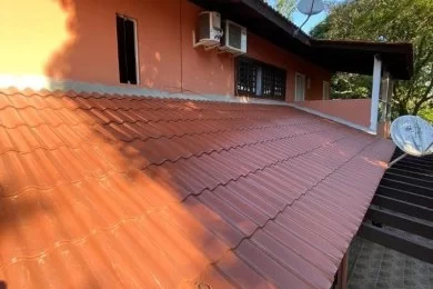Telha Cerâmica Esmaltada de Duas Ondas com Instalação Fácil e ...